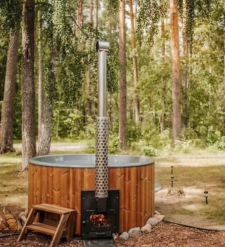 Hot Tub In The Woods Holiday home *